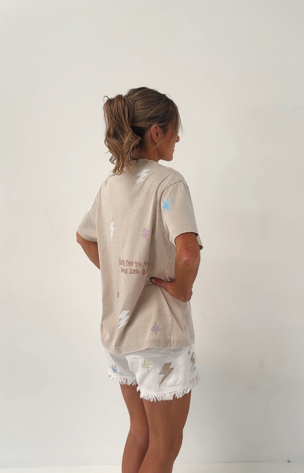 I GOT YOU BABE Ivory Acid Wash Tee